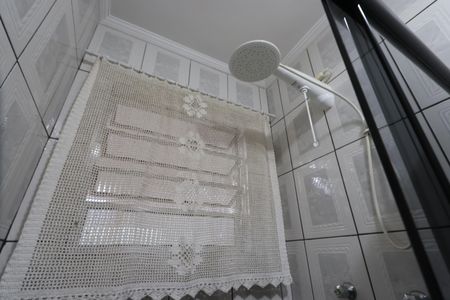 Banheiro Social de casa para alugar com 2 quartos, 125m² em Jardim Sonia Maria, São Paulo