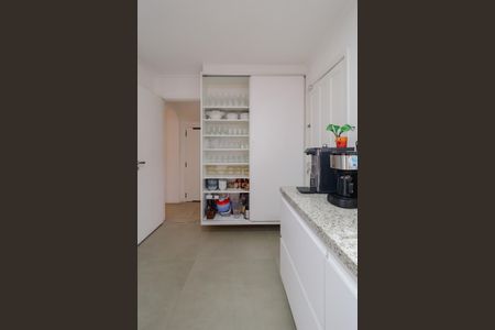 Casa à venda com 238m², 3 quartos e 2 vagas Casa à venda com 238m², 3 quartos e 2 vagasCozinha