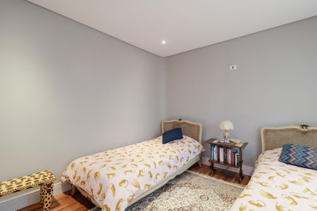 Casa à venda com 238m², 3 quartos e 2 vagas Casa à venda com 238m², 3 quartos e 2 vagasQuarto 1