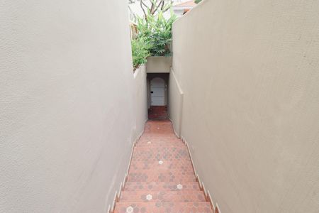 Casa à venda com 238m², 3 quartos e 2 vagas Casa à venda com 238m², 3 quartos e 2 vagasÁrea externa