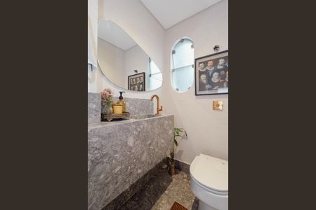 Casa à venda com 238m², 3 quartos e 2 vagas Casa à venda com 238m², 3 quartos e 2 vagasLavabo