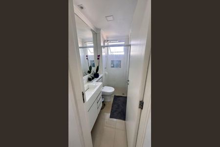 Banheiro de apartamento à venda com 2 quartos, 56m² em Centro, São Bernardo do Campo