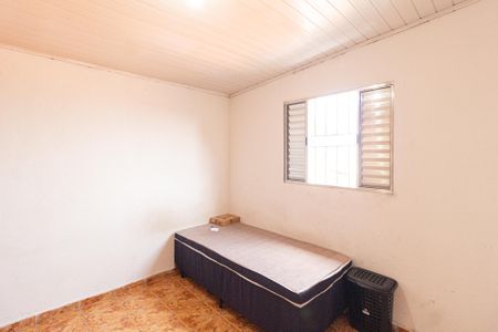 Quarto 1 de casa para alugar com 2 quartos, 40m² em Parque Roseira, Carapicuíba