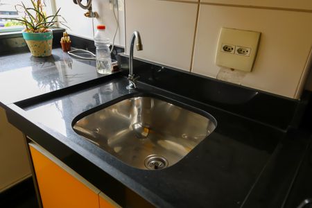 Apartamento à venda com 69m², 3 quartos e 1 vagaÁrea de Serviço