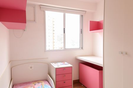 Apartamento à venda com 69m², 3 quartos e 1 vagaQuarto 2