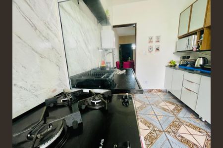 Casa à venda com 200m², 3 quartos e 2 vagasCozinha