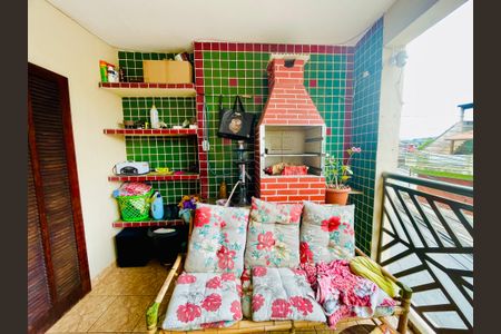 Sacada de casa à venda com 3 quartos, 200m² em Parque Continental Ii, Guarulhos