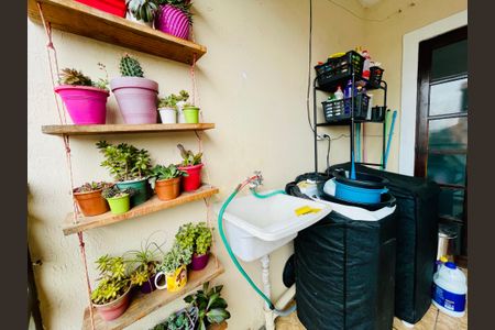 Casa à venda com 200m², 3 quartos e 2 vagasÁrea de Serviço