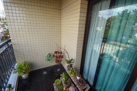 Apartamento à venda com 113m², 3 quartos e 3 vagas Apartamento à venda com 113m², 3 quartos e 3 vagasVaranda