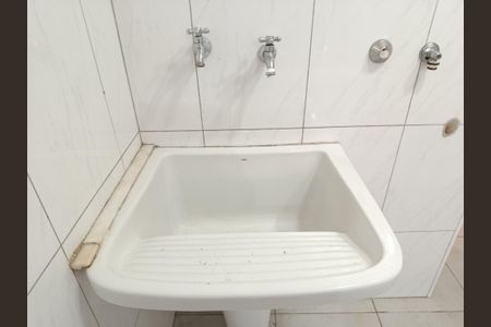 Casa à venda com 146m², 3 quartos e 2 vagasLavanderia