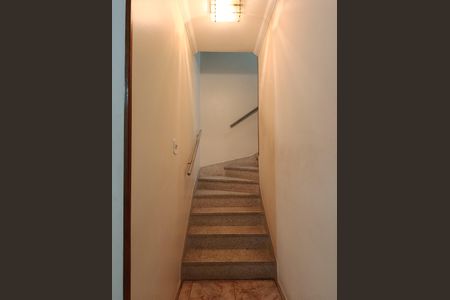 Casa à venda com 146m², 3 quartos e 2 vagasAcesso pavimento superior