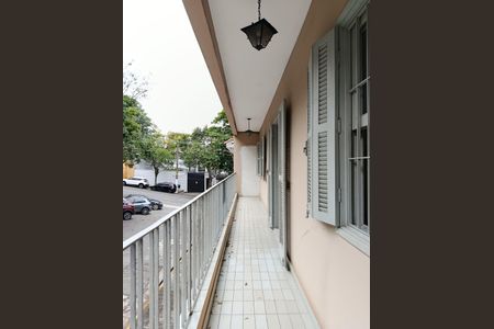Casa à venda com 146m², 3 quartos e 2 vagasVaranda quarto 2