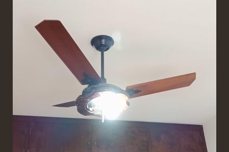 Casa à venda com 146m², 3 quartos e 2 vagasQuarto 1