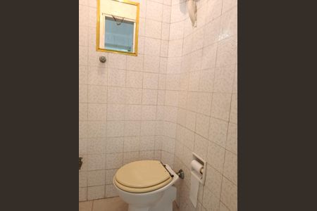 Casa à venda com 146m², 3 quartos e 2 vagasBanheiro de serviço