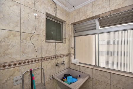 Apartamento para alugar com 55m², 3 quartos e 1 vagaÁrea de Serviço