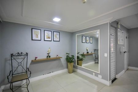 Apartamento para alugar com 55m², 3 quartos e 1 vaga Apartamento para alugar com 55m², 3 quartos e 1 vagaHall Social