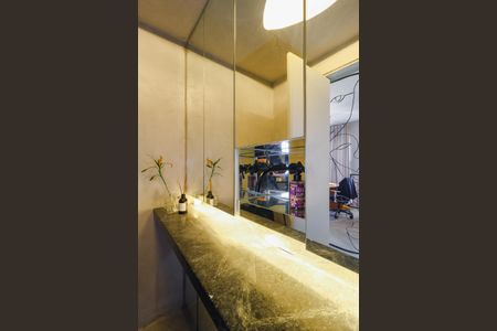 Apartamento à venda com 77m², 1 quarto e 1 vagaBanheiro da Suite