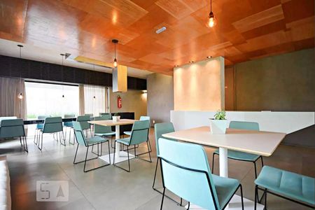 Apartamento à venda com 77m², 1 quarto e 1 vagaÁrea comum