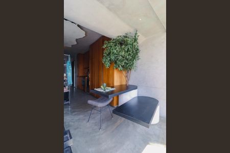 Apartamento à venda com 77m², 1 quarto e 1 vagaVaranda
