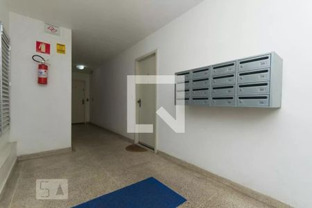 Apartamento à venda com 67m², 3 quartos e 1 vaga Apartamento à venda com 67m², 3 quartos e 1 vagaHall social