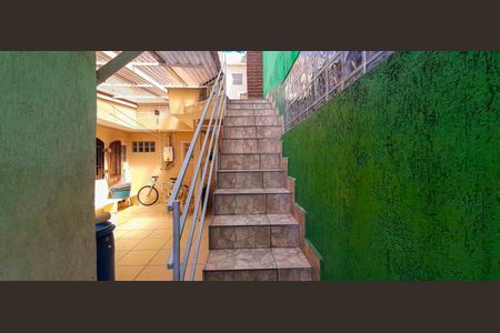 Casa à venda com 105m², 2 quartos e 2 vagasAcesso a Varanda