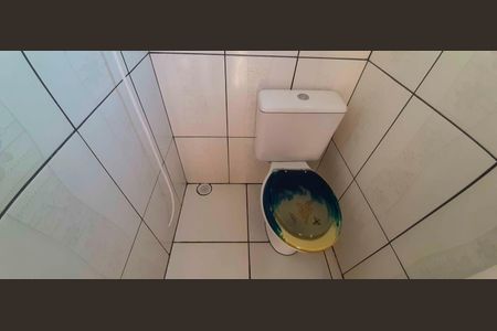 Casa à venda com 105m², 2 quartos e 2 vagasBanheiro da Varanda