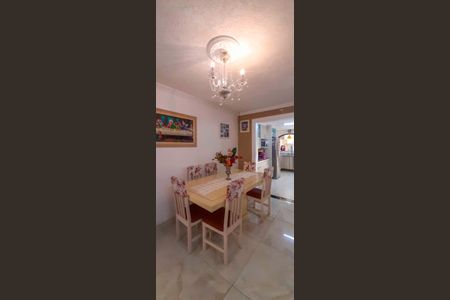 Casa à venda com 105m², 2 quartos e 2 vagasSala de Jantar