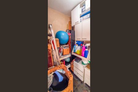 Casa à venda com 105m², 2 quartos e 2 vagasDepósito