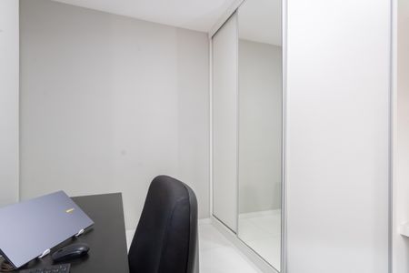 Apartamento à venda com 45m², 2 quartos e 1 vagaQuarto 2