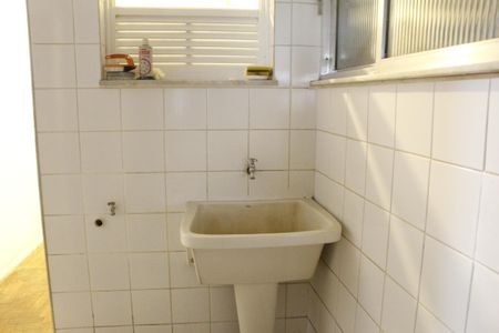 Apartamento à venda com 94m², 3 quartos e 1 vagaÁrea de Serviço