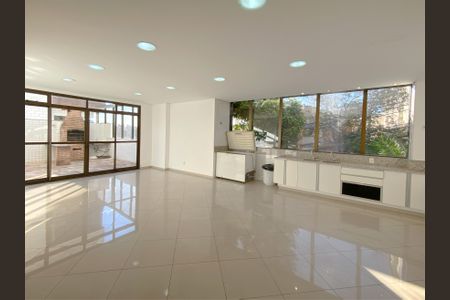 Apartamento à venda com 150m², 4 quartos e 4 vagasÁrea comum - Salão de festas