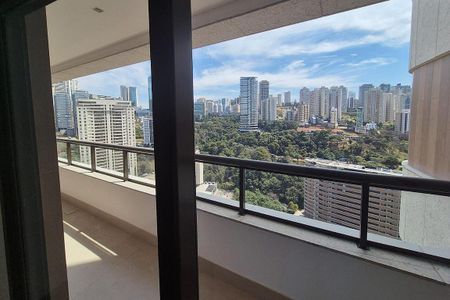Apartamento à venda com 377m², 4 quartos e 4 vagas