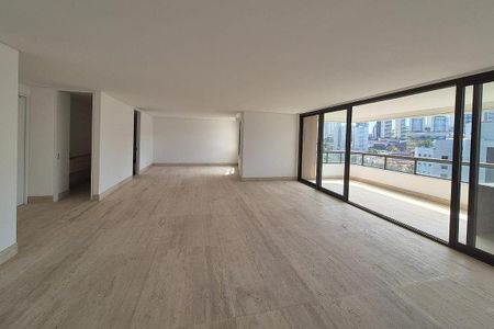 Apartamento à venda com 377m², 4 quartos e 4 vagas