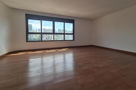 Apartamento à venda com 377m², 4 quartos e 4 vagas
