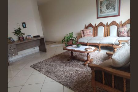 Casa à venda com 5 quartos, 320m² em Chácara Santo Antônio (Zona Leste), São Paulo