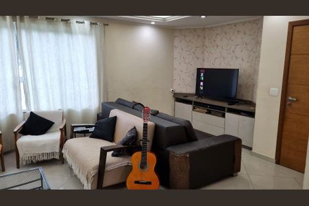 Casa à venda com 4 quartos, 330m² em Jardim Textil, São Paulo