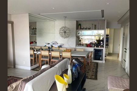 Apartamento à venda com 3 quartos, 122m² em Campo Belo, São Paulo
