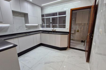 Casa à venda com 3 quartos, 120m² em Vila Aricanduva, São Paulo