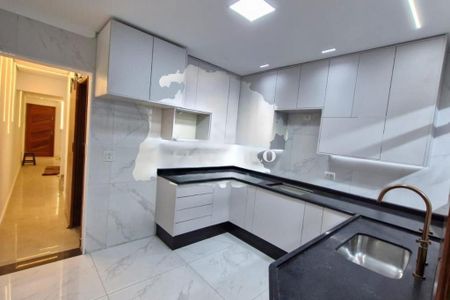 Casa à venda com 3 quartos, 120m² em Vila Aricanduva, São Paulo