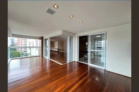 Apartamento à venda com 4 quartos, 210m² em Vila Olímpia, São Paulo