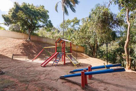 Apartamento para alugar com 55m², 2 quartos e 1 vagaÁrea comum - Playground
