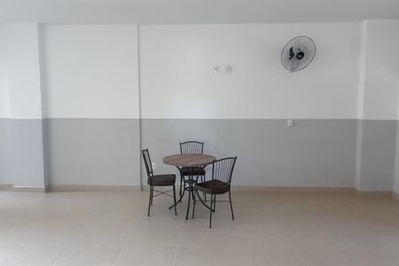 Apartamento para alugar com 55m², 2 quartos e 1 vagaÁrea comum - Salão de festas