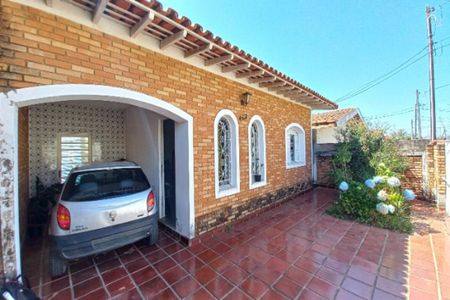 Casa à venda com 135m², 3 quartos e 2 vagas Casa à venda com 135m², 3 quartos e 2 vagasGaragem