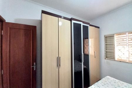 Casa à venda com 135m², 3 quartos e 2 vagas Casa à venda com 135m², 3 quartos e 2 vagasQuarto 2
