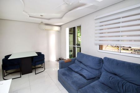 Apartamento à venda com 70m², 3 quartos e 1 vagaSala