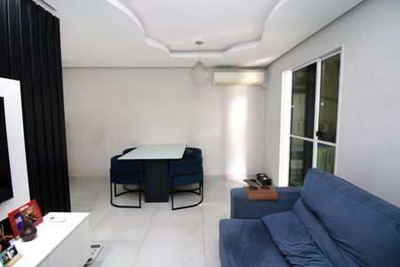 Apartamento à venda com 70m², 3 quartos e 1 vagaSala