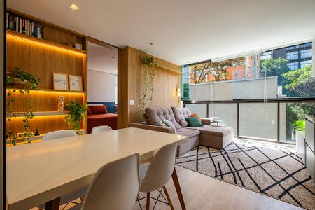 Sala/Cozinha de kitnet/studio à venda com 1 quarto, 42m² em Pinheiros, São Paulo