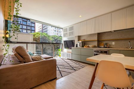 Sala/Cozinha de kitnet/studio à venda com 1 quarto, 42m² em Pinheiros, São Paulo