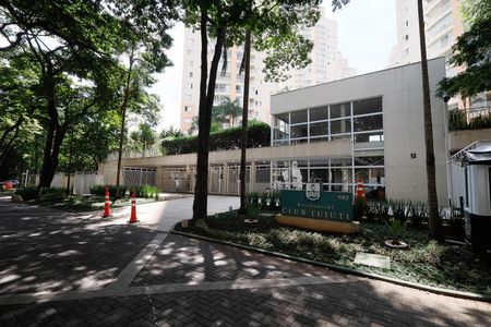 Apartamento à venda com 92m², 3 quartos e 2 vagasFachada