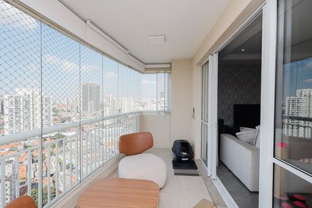 Apartamento à venda com 92m², 3 quartos e 2 vagasVaranda